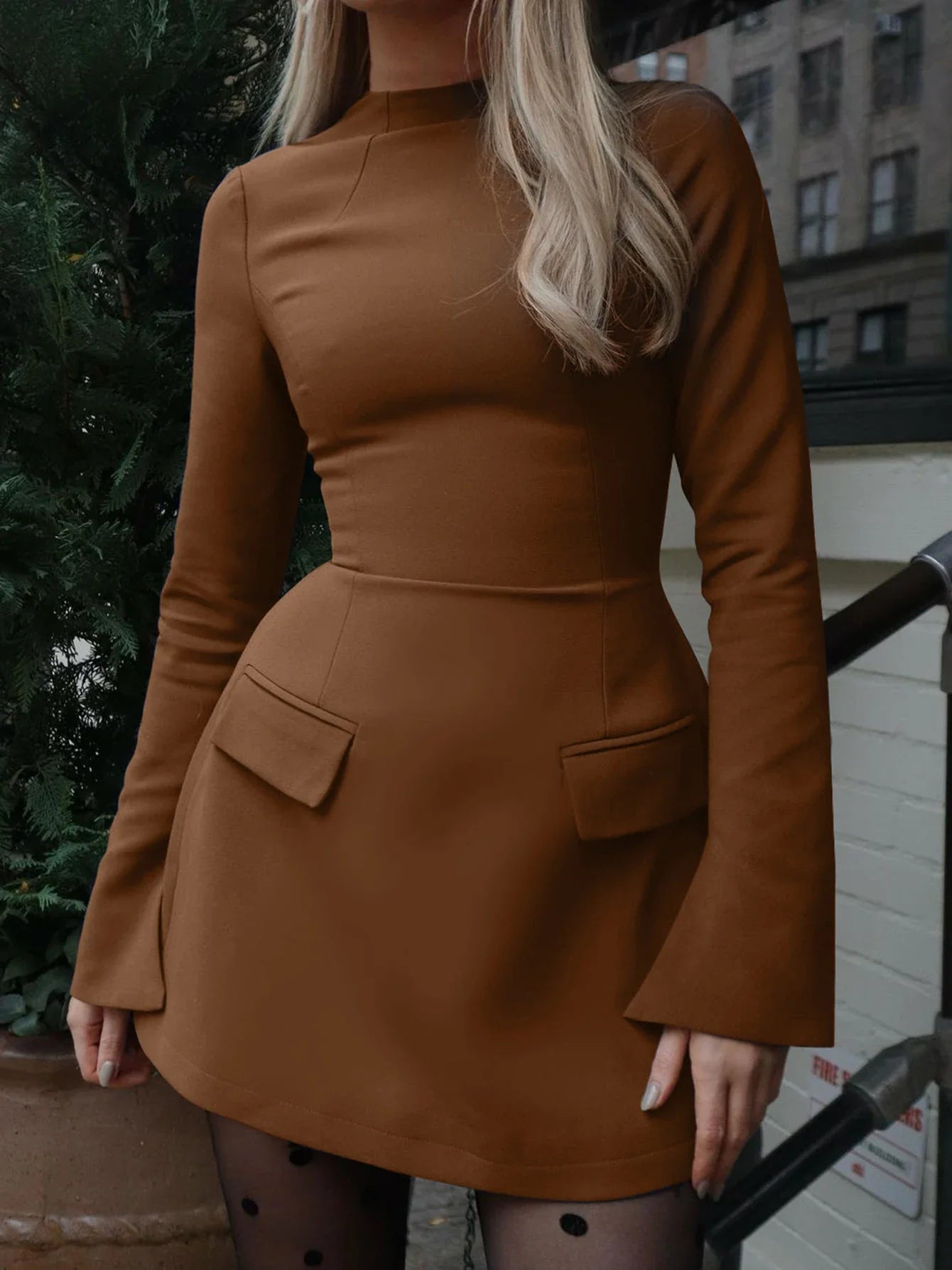 CLAIRE™ | Korte jurk met splitmouwen