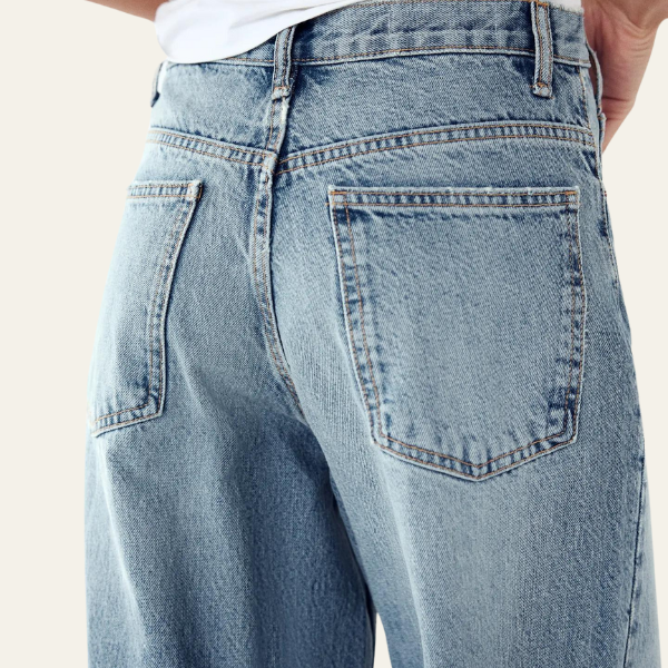 CLAIRE™ | Trendy Twist Jeans met High Waist & Relaxte Pijpen